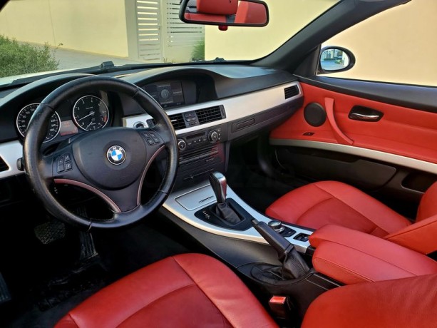 gcc-bmw-320i-hard-top-convertible-2008-in-vgc-2-keys-big-2
