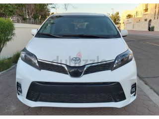 
                            
                            TOYOTA SIENNA 2017,LE V6 FULLY AUTOMATIC,FRESH IMPORT,PERFECT CONDITION
                            
                        