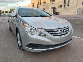 
                            
                            HYUNDAI SONATA 2014,MID OPTION,CRUISE CONTROL,PERFECT CONDITION
                            
                        