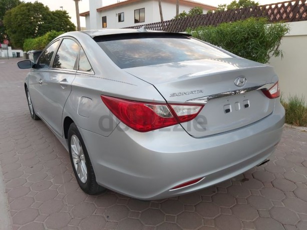 hyundai-sonata-2014mid-optioncruise-controlperfect-condition-big-7