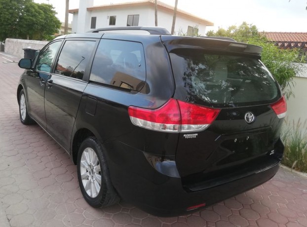 toyota-sienna-2014leawd-v6-fully-automaticfresh-importperfect-conditioncustom-papers-big-7