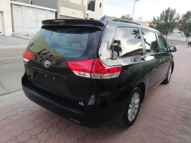toyota-sienna-2014leawd-v6-fully-automaticfresh-importperfect-conditioncustom-papers-big-5