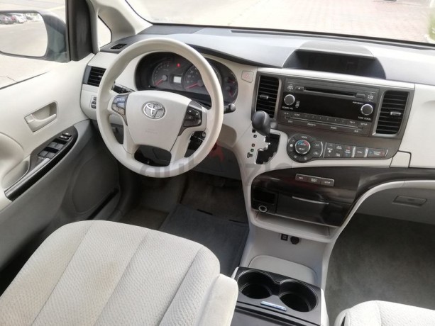 toyota-sienna-2014leawd-v6-fully-automaticfresh-importperfect-conditioncustom-papers-big-1
