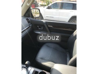 
                            
                            3 door Black Pajero 3.8 Low mileage Full Spec
                            
                        