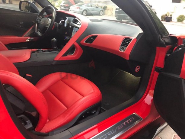 corvette-zo6-big-0