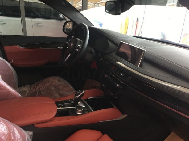 bmw-x6-m-kit-gcc-v6-35l-under-dealer-warranty-accident-free-big-2