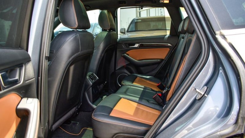 audi-q5-sline-v6-30l-gcc-accident-free-no-paint-big-5