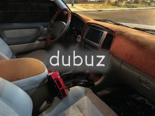 immaculate-v6-landcruiser-big-1
