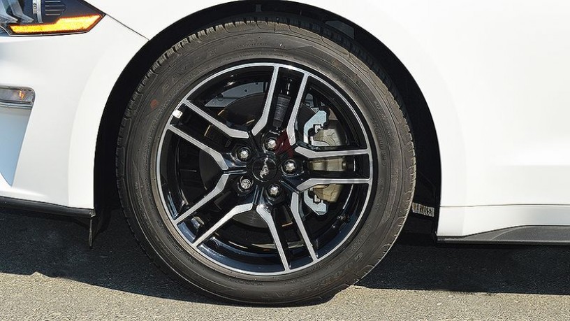 2019-ford-mustang-ecoboost-23l-gcc-0km-w-3yrs-or-100k-km-wty-60k-km-serv-at-al-tayer-big-0