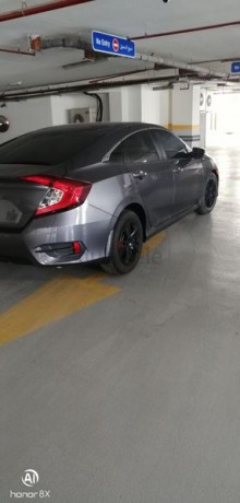 brand-new-honda-civic-2019-for-sale-very-low-mileage-only-2400km-big-5