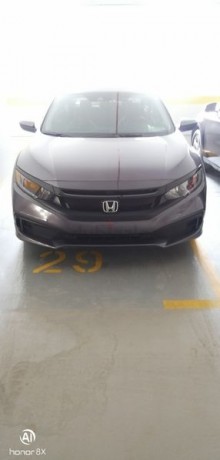 brand-new-honda-civic-2019-for-sale-very-low-mileage-only-2400km-big-2