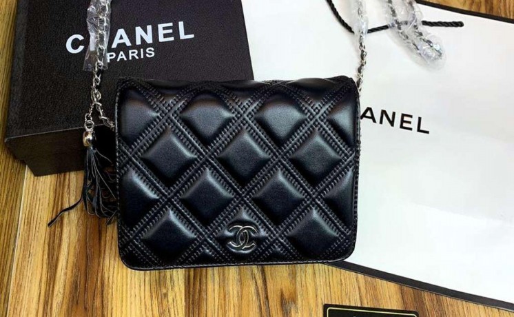 new-hand-bags-for-sale-in-ajman-big-0