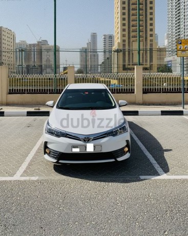 toyota-corolla-16-2019-white-gcc-speas-excellent-condition-under-warranty-full-service-agy3-keys-big-16