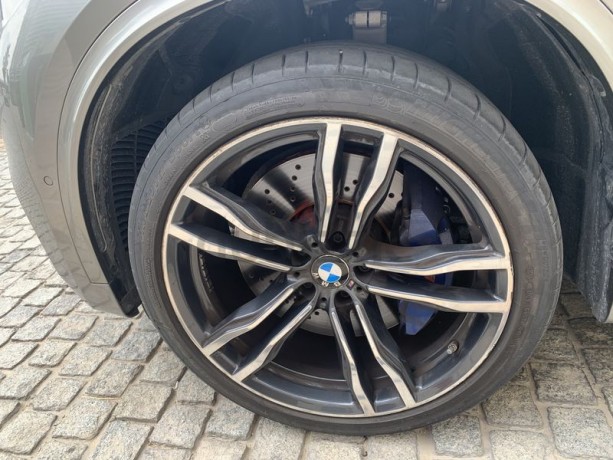 price-reduced-bmw-x5-m-44l-expat-owner-gcc-specs-big-3