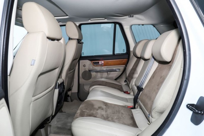 warranty-available-range-rover-sport-hse-2012-white-gcc-car-big-2