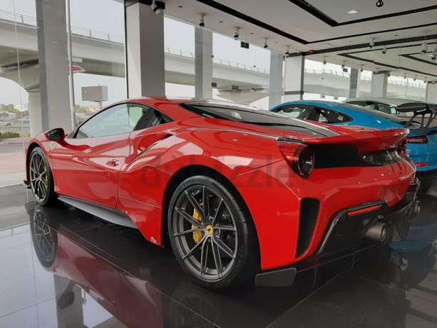 ferrari-488-pista-2019-0km-brand-new-big-1