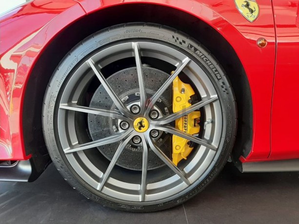 ferrari-488-pista-2019-0km-brand-new-big-0