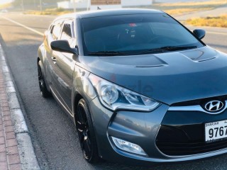 
                            
                            Hyundai Veloster 2012 model full option panoramic sunroof
                            
                        