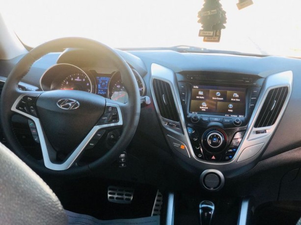hyundai-veloster-2012-model-full-option-panoramic-sunroof-big-0