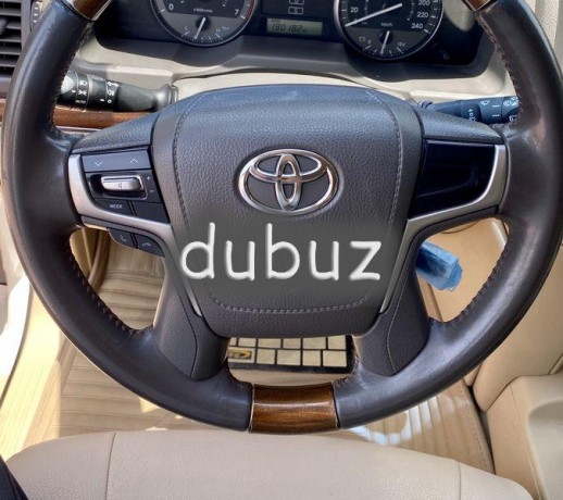 toyota-land-cruiser-gxr-v8-in-perfect-condition-big-2