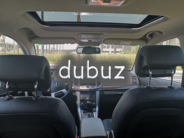 captiva-ltz-european-lady-drevin-in-showroom-condition-big-7