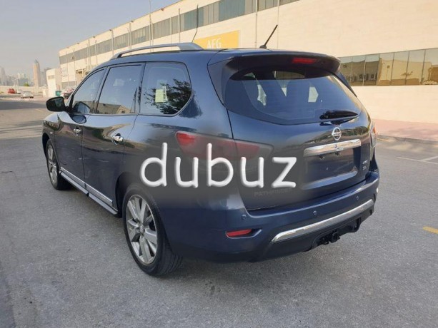 2015-nissan-pathfinder-sl-gcc-under-warranty-big-6