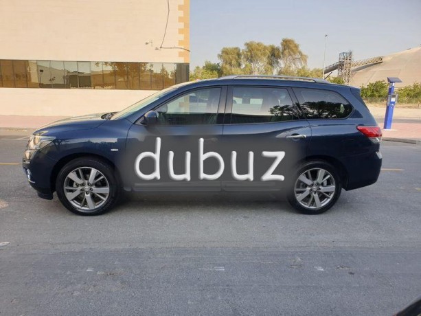 2015-nissan-pathfinder-sl-gcc-under-warranty-big-5
