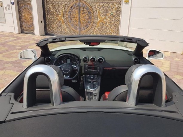 convertible-audi-tt-20-tfsi-turbo-s-line-big-9