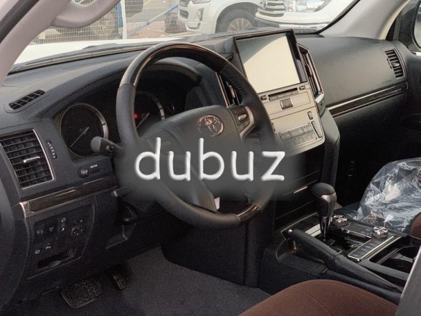 toyota-land-cruiser-gxr-grand-touring-2020-model-with-push-start-big-5