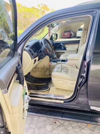 land-cruiser-gxr-v8-for-sale-big-4