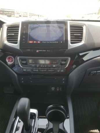 honda-pickup-ridgeline-sunroof-back-up-camera-push-to-start-aed-1717-monthly-0-dp-big-9