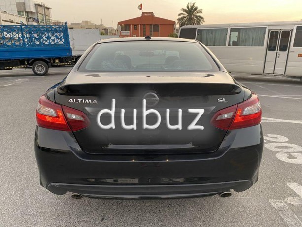 nissan-altima-black-2018-sl-big-8