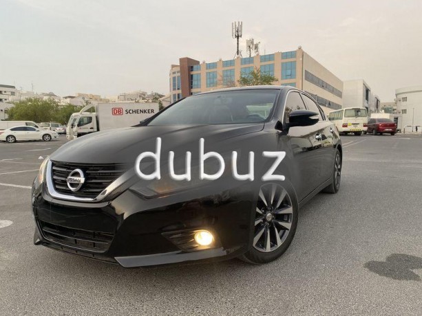nissan-altima-black-2018-sl-big-7