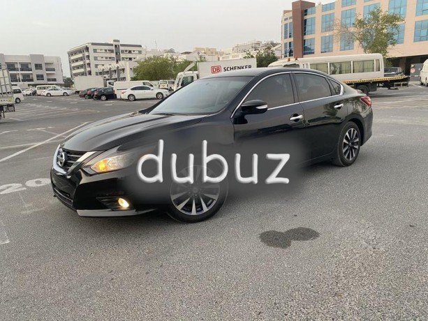 nissan-altima-black-2018-sl-big-5