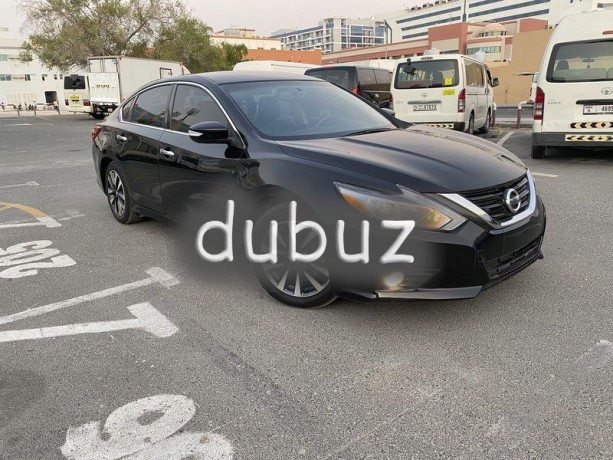nissan-altima-black-2018-sl-big-4