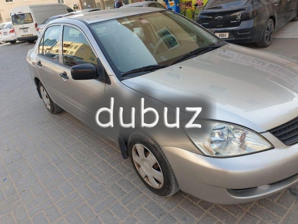 mitsubishi-lancer-2010-big-0
