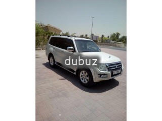 
                            
                            Super excellent condition full options/ full service history in agency
                            
                        