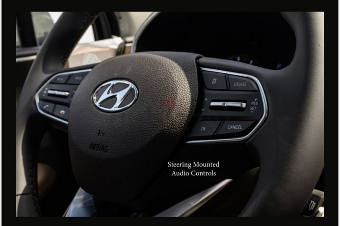hyundai-santafe-24l-petrol-2020-offers-big-9