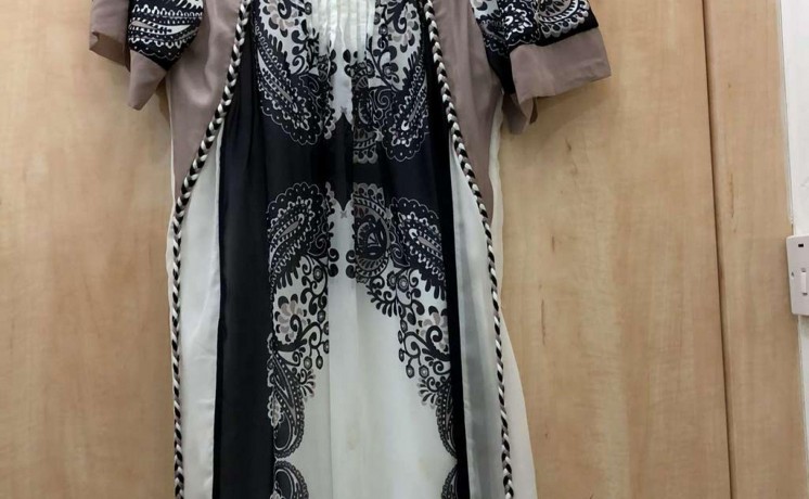 midi-dress-used-once-only-size-m-l-big-1