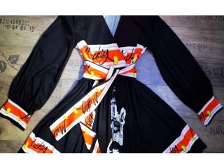 
                        فساتين سهرة وبجامات                                            