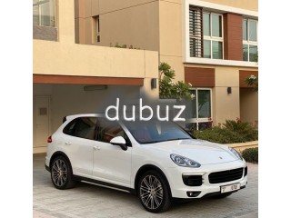
                            
                            Porsche Cayenne S 2016 // GCC Spec // Very low mileage // Full service history at the agency
                            
                        