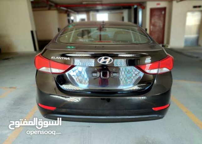 hyundai-elantrs-2015-limited-big-8