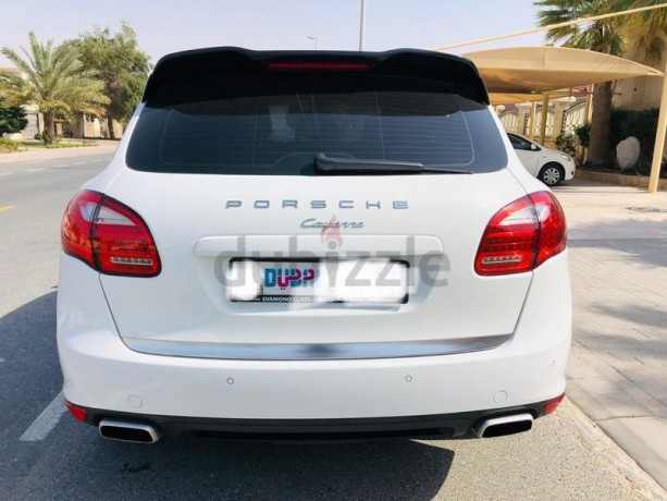 2014-cayenne-v6-full-options-sports-pack-big-1