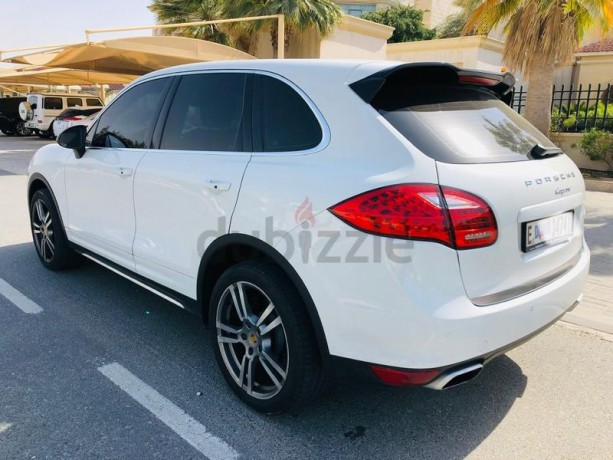 2014-cayenne-v6-full-options-sports-pack-big-0