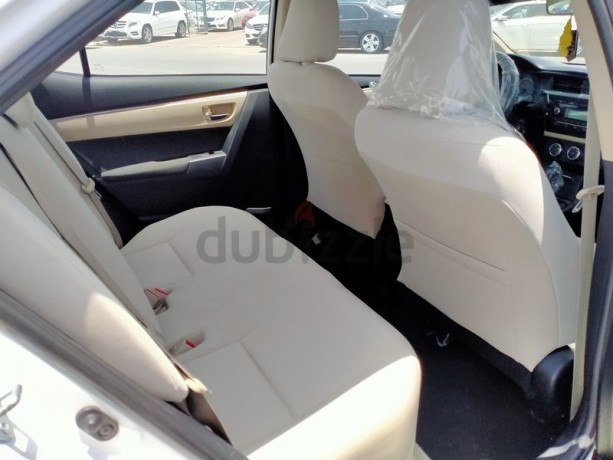 toyota-corolla-18-gcc-specs-big-4