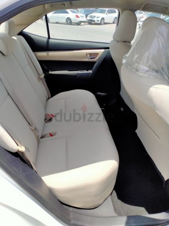 toyota-corolla-18-gcc-specs-big-3