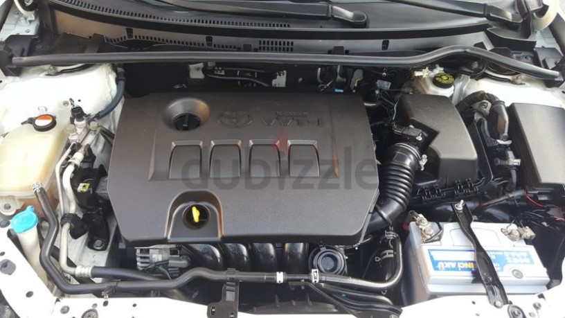 toyota-corolla-18-gcc-specs-big-0