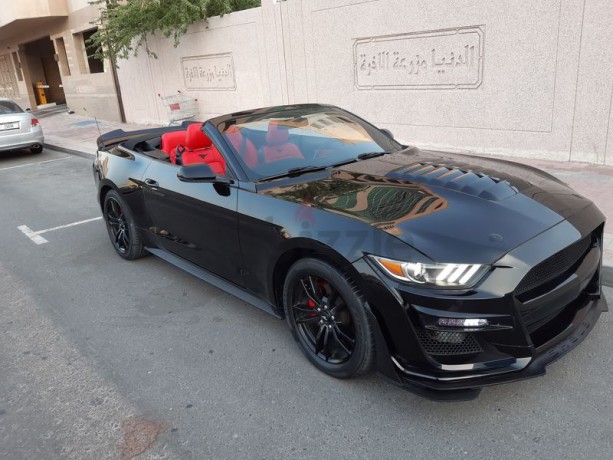 2017-mustang-eco-boost-premium-convertible-big-15
