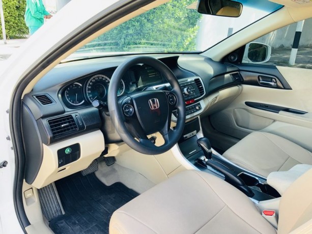 honda-accord-2013-model-gcc-specs-in-excellent-condition-big-3