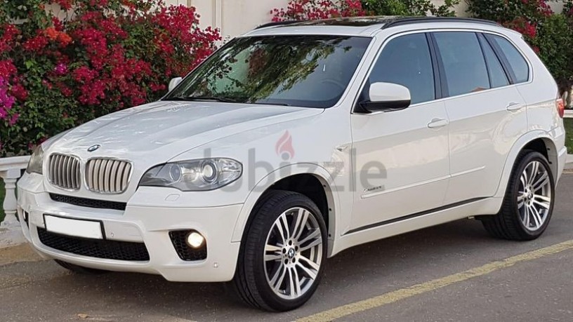 amazing-low-mileage-bmw-x5-v8-special-order-radar-100-paint-and-accidents-free-like-new-big-12